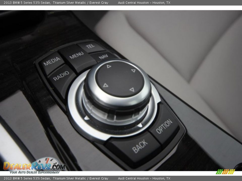 2013 BMW 5 Series 535i Sedan Titanium Silver Metallic / Everest Gray Photo #26
