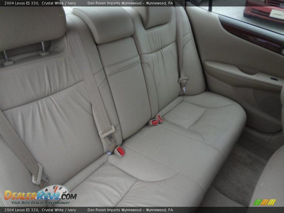 2004 Lexus ES 330 Crystal White / Ivory Photo #13