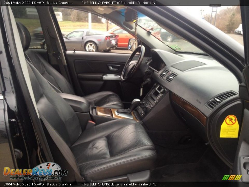 2004 Volvo XC90 T6 AWD Black / Graphite Photo #11