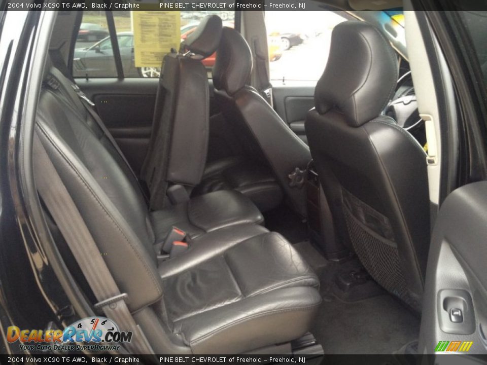 2004 Volvo XC90 T6 AWD Black / Graphite Photo #13