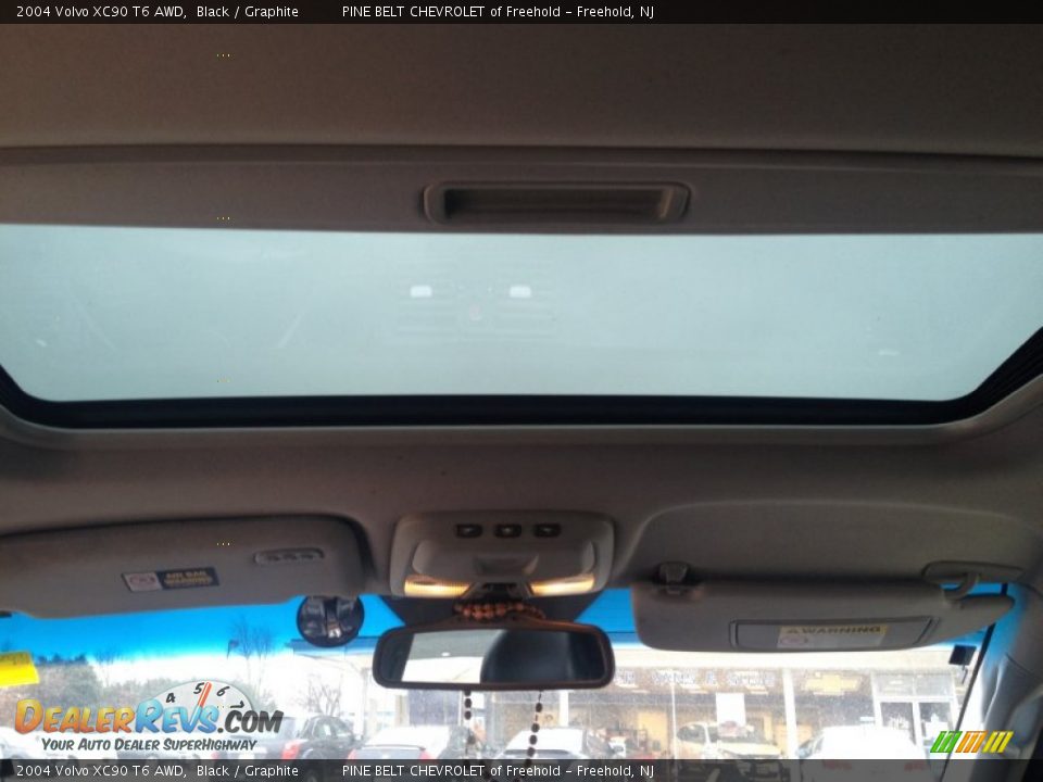 2004 Volvo XC90 T6 AWD Black / Graphite Photo #22