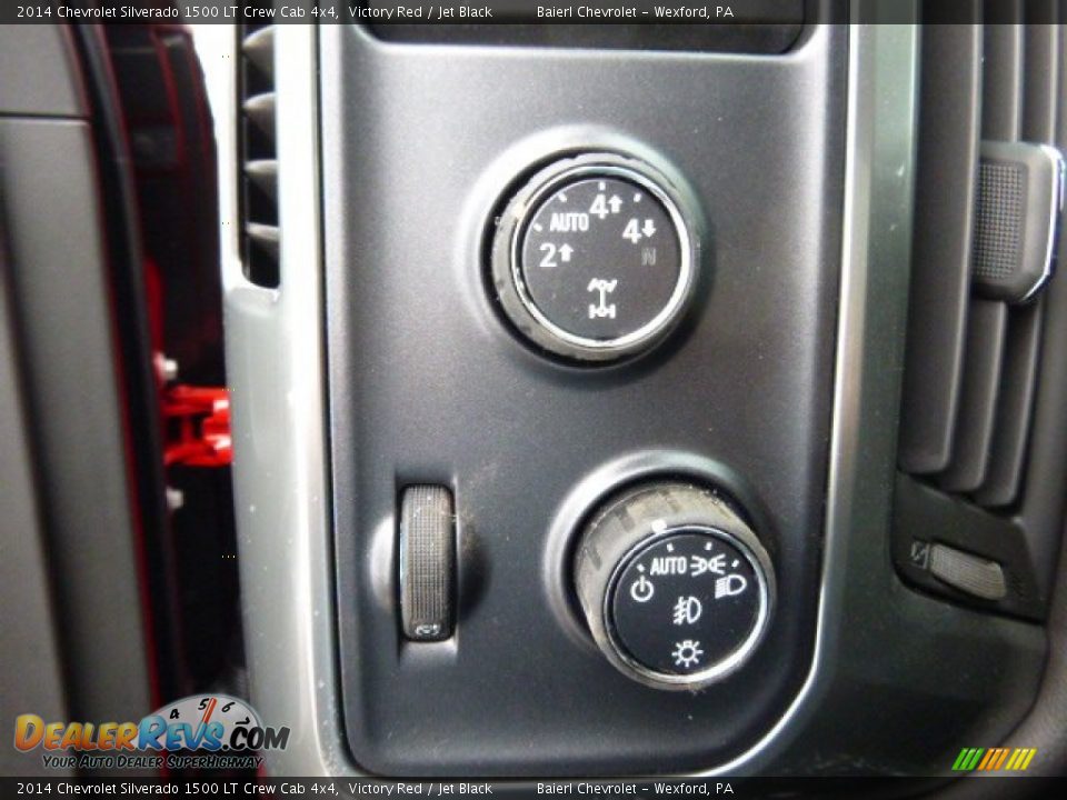 Controls of 2014 Chevrolet Silverado 1500 LT Crew Cab 4x4 Photo #15