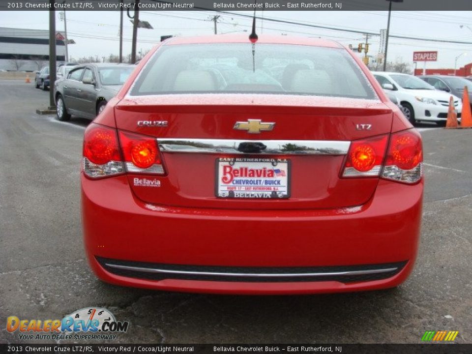 2013 Chevrolet Cruze LTZ/RS Victory Red / Cocoa/Light Neutral Photo #5