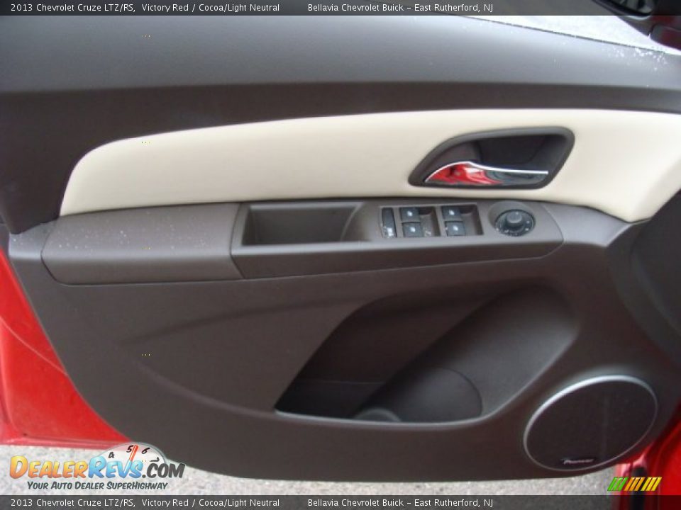2013 Chevrolet Cruze LTZ/RS Victory Red / Cocoa/Light Neutral Photo #6