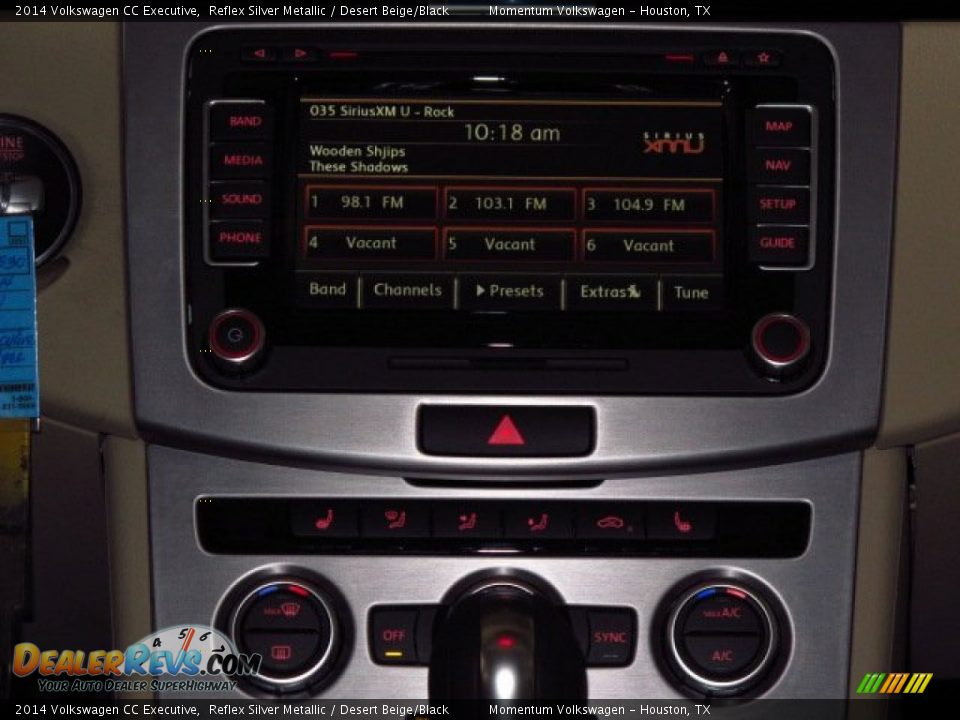 2014 Volkswagen CC Executive Reflex Silver Metallic / Desert Beige/Black Photo #17