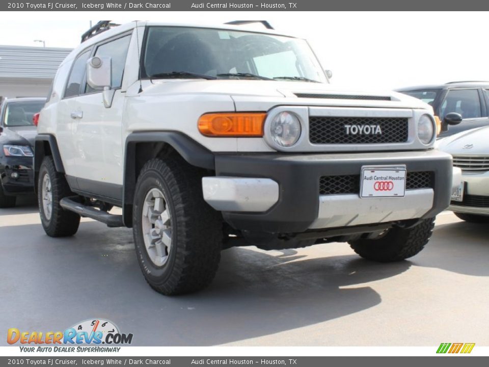 2010 Toyota FJ Cruiser Iceberg White / Dark Charcoal Photo #1