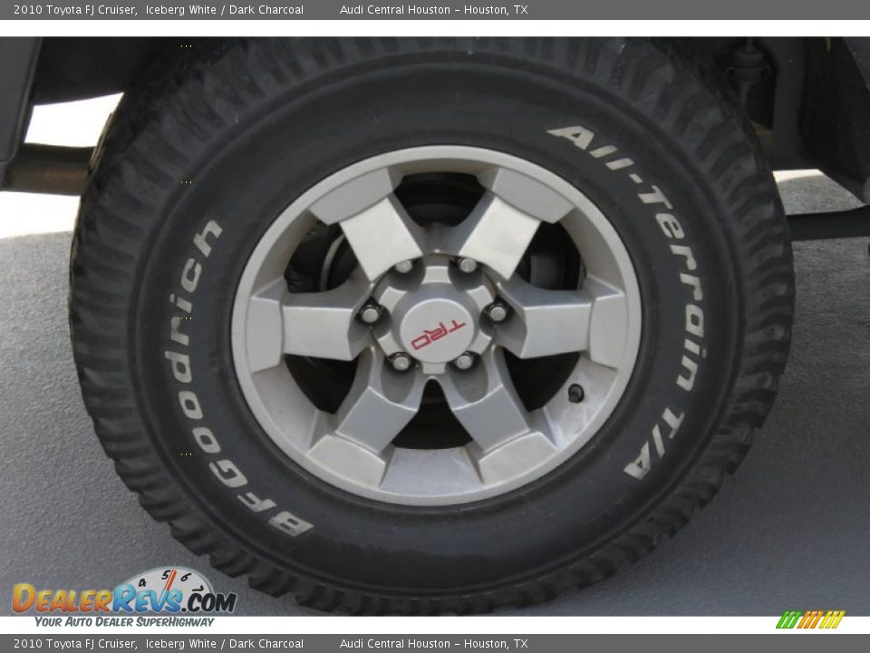 2010 Toyota FJ Cruiser Iceberg White / Dark Charcoal Photo #10