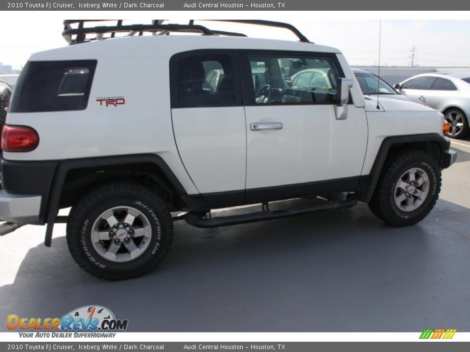 2010 Toyota FJ Cruiser Iceberg White / Dark Charcoal Photo #11