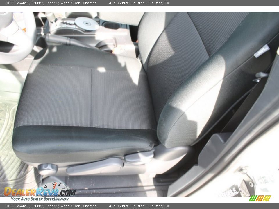 2010 Toyota FJ Cruiser Iceberg White / Dark Charcoal Photo #14