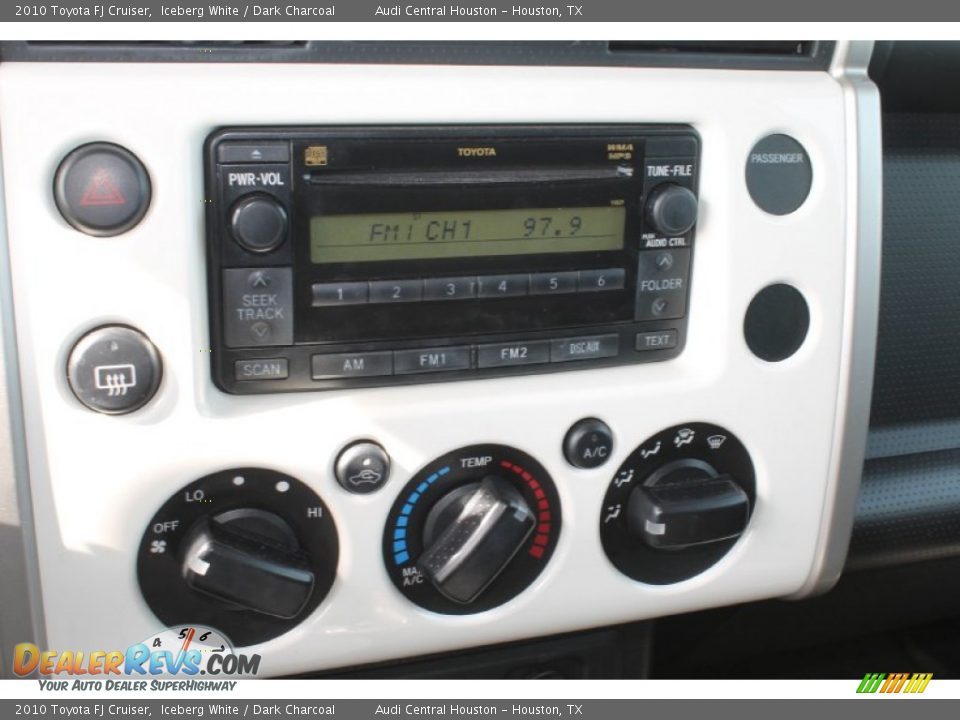 2010 Toyota FJ Cruiser Iceberg White / Dark Charcoal Photo #16