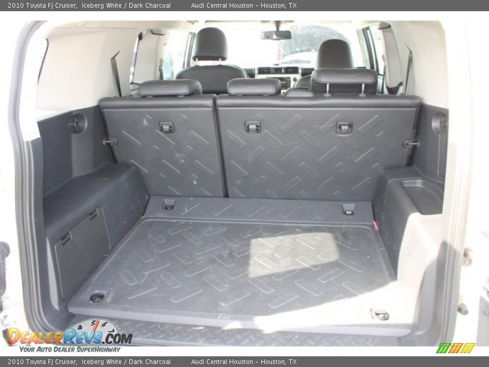 2010 Toyota FJ Cruiser Iceberg White / Dark Charcoal Photo #19