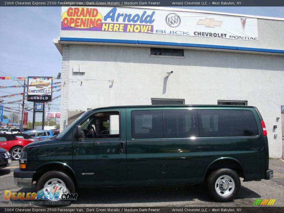 2004 Chevrolet Express 2500 Passenger Van Dark Green Metallic / Medium Dark Pewter Photo #3