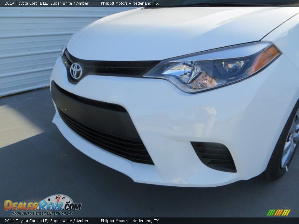 2014 Toyota Corolla LE Super White / Amber Photo #10