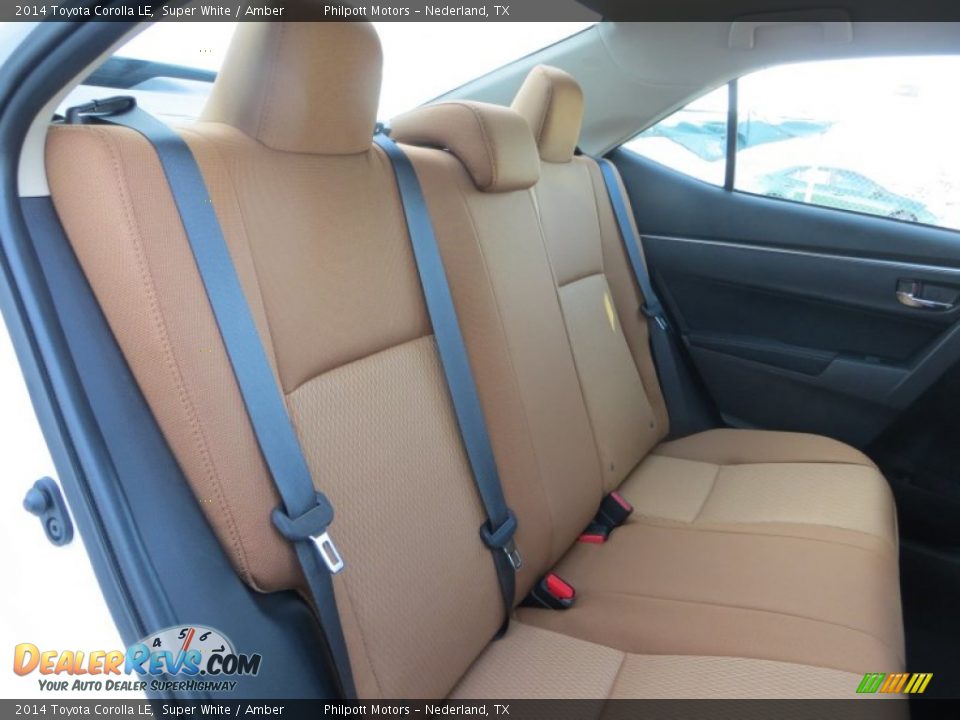 2014 Toyota Corolla LE Super White / Amber Photo #20