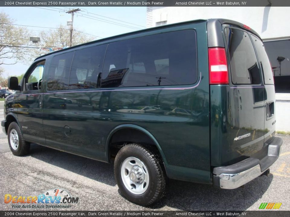 2004 Chevrolet Express 2500 Passenger Van Dark Green Metallic / Medium Dark Pewter Photo #4