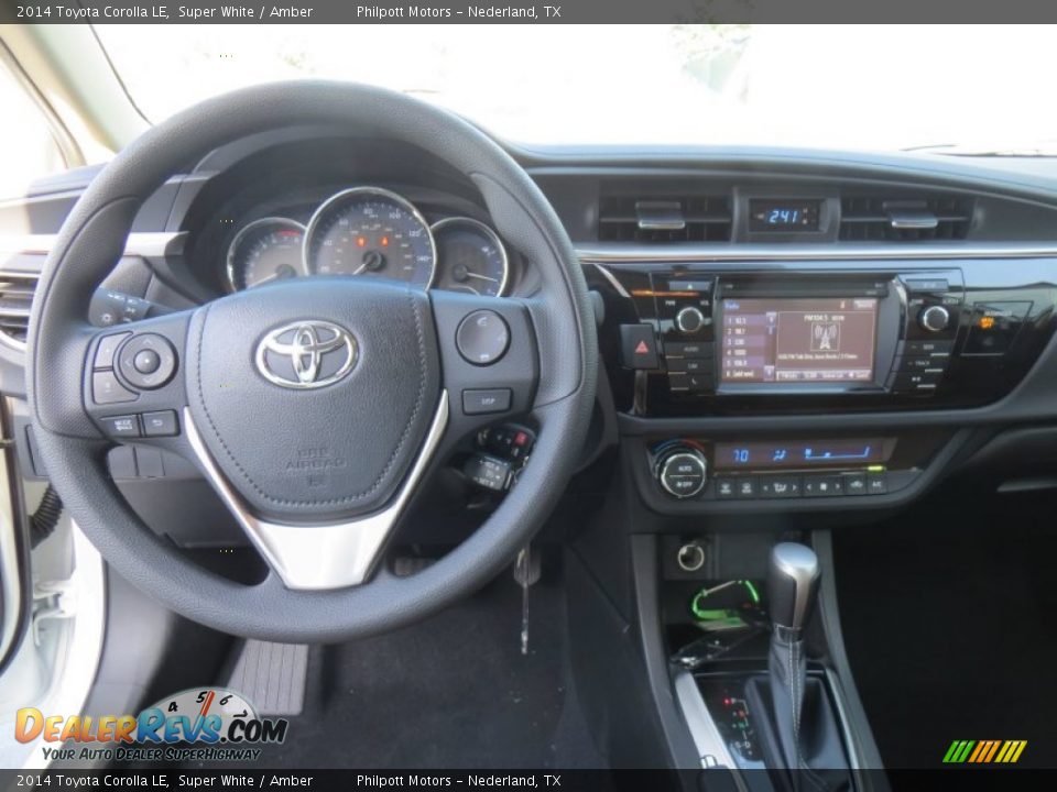 2014 Toyota Corolla LE Super White / Amber Photo #28