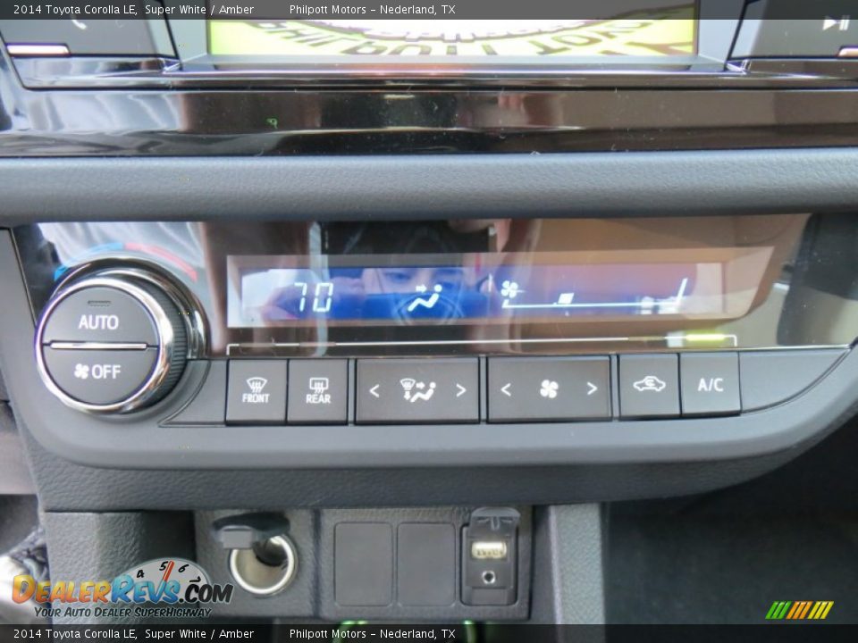 2014 Toyota Corolla LE Super White / Amber Photo #30