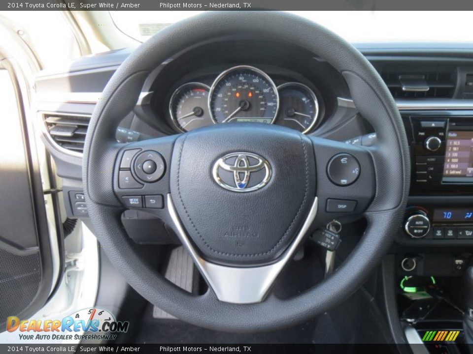 2014 Toyota Corolla LE Super White / Amber Photo #31