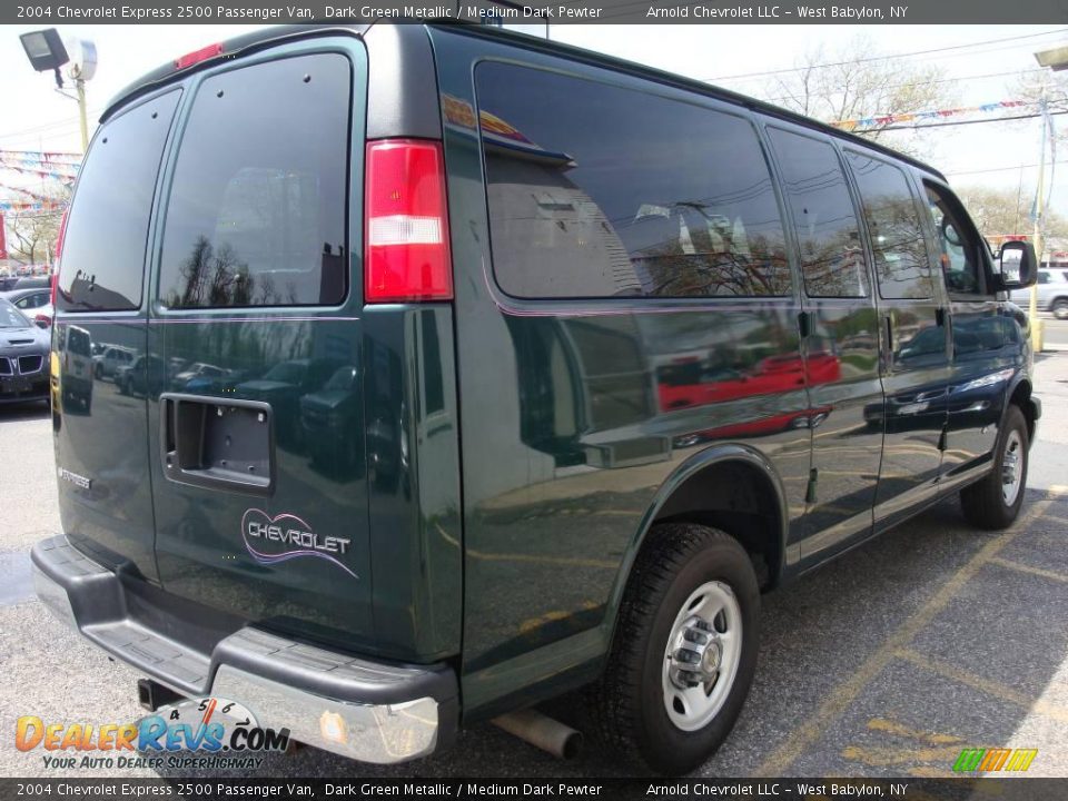 2004 Chevrolet Express 2500 Passenger Van Dark Green Metallic / Medium Dark Pewter Photo #6