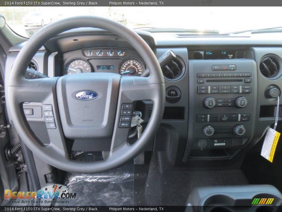 Dashboard of 2014 Ford F150 STX SuperCrew Photo #30