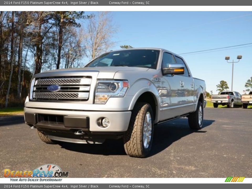 Front 3/4 View of 2014 Ford F150 Platinum SuperCrew 4x4 Photo #1