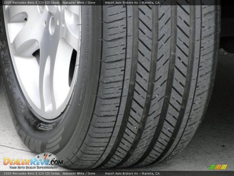 2006 Mercedes-Benz E 320 CDI Sedan Alabaster White / Stone Photo #30