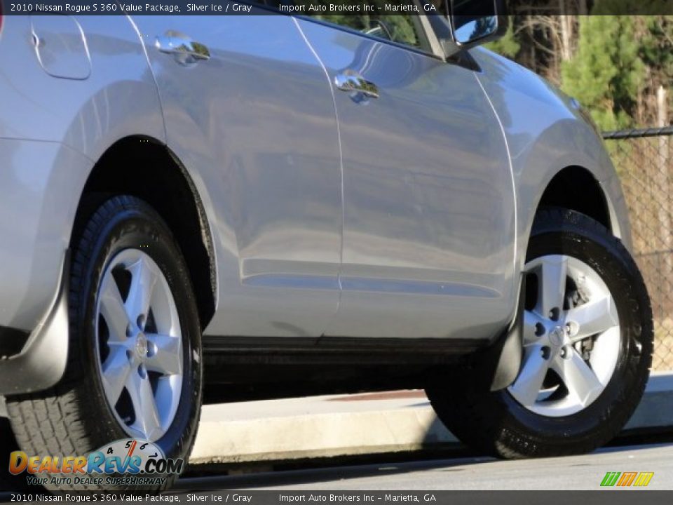 2010 Nissan Rogue S 360 Value Package Silver Ice / Gray Photo #19