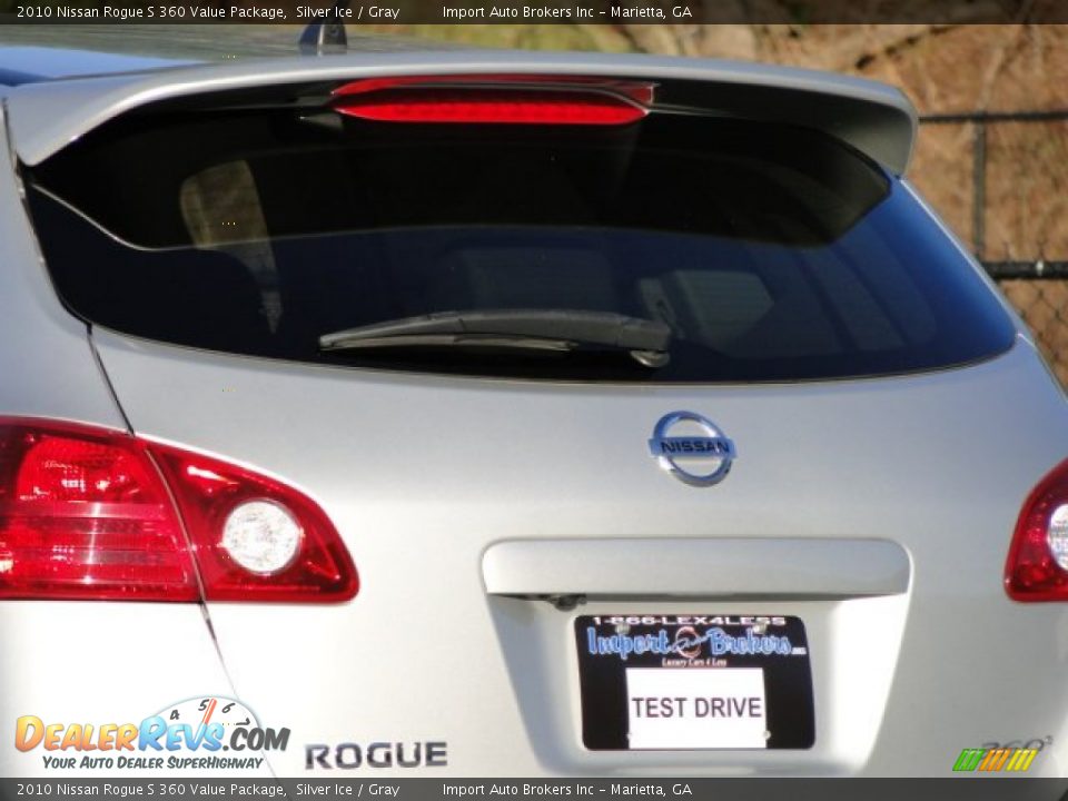 2010 Nissan Rogue S 360 Value Package Silver Ice / Gray Photo #30