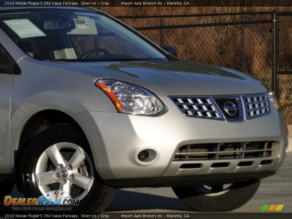 2010 Nissan Rogue S 360 Value Package Silver Ice / Gray Photo #34