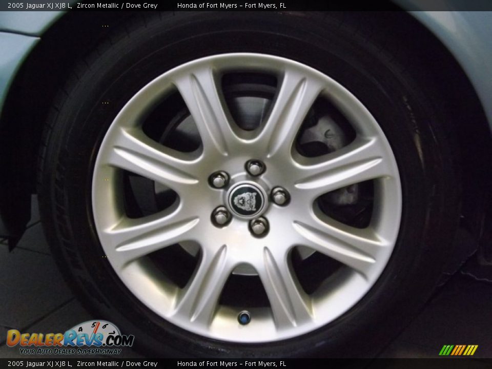 2005 Jaguar XJ XJ8 L Zircon Metallic / Dove Grey Photo #9