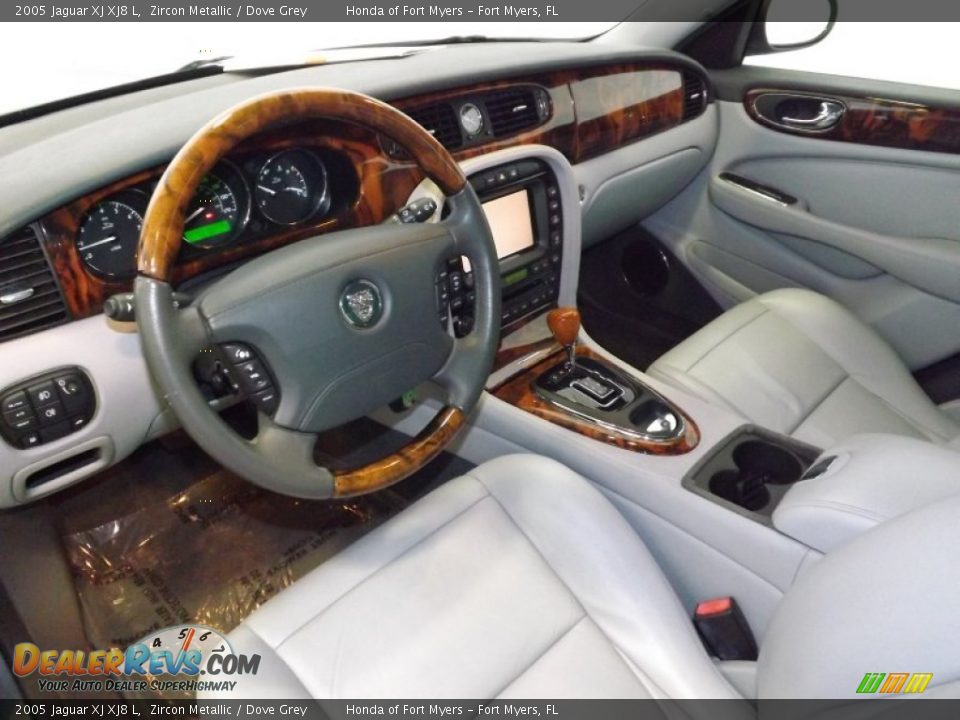 2005 Jaguar XJ XJ8 L Zircon Metallic / Dove Grey Photo #12