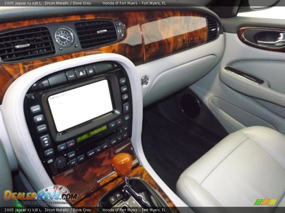 2005 Jaguar XJ XJ8 L Zircon Metallic / Dove Grey Photo #14