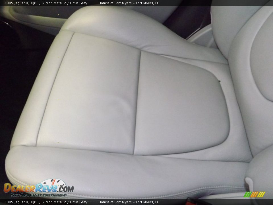 2005 Jaguar XJ XJ8 L Zircon Metallic / Dove Grey Photo #16