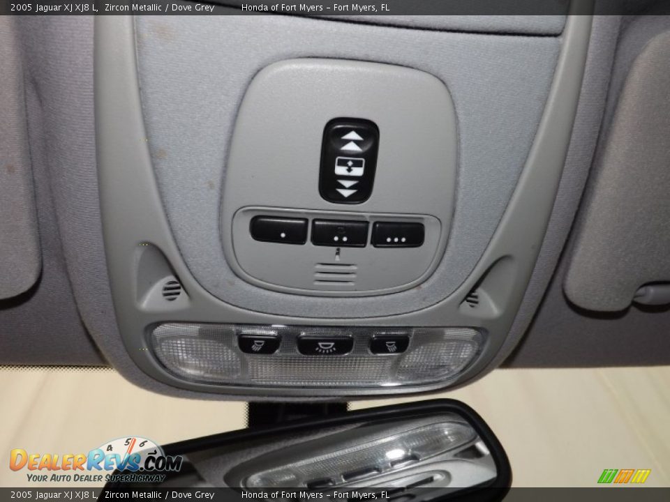 2005 Jaguar XJ XJ8 L Zircon Metallic / Dove Grey Photo #19