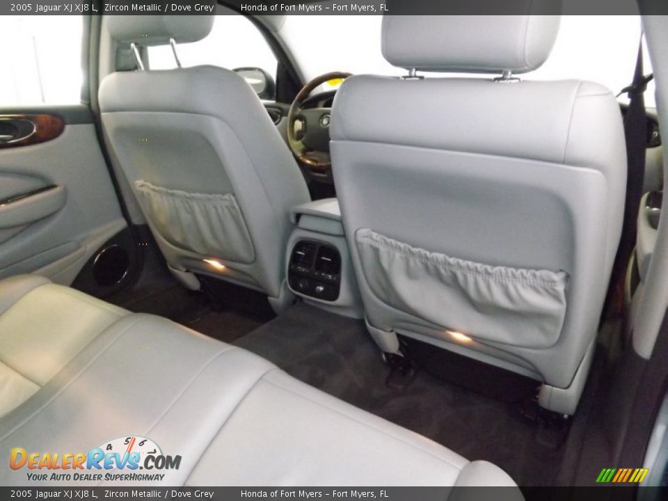 2005 Jaguar XJ XJ8 L Zircon Metallic / Dove Grey Photo #29