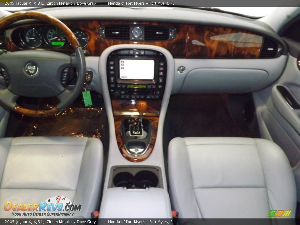 2005 Jaguar XJ XJ8 L Zircon Metallic / Dove Grey Photo #30