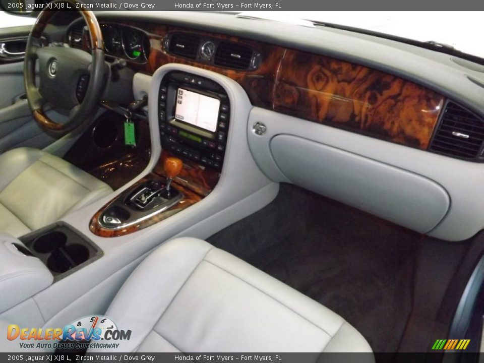 2005 Jaguar XJ XJ8 L Zircon Metallic / Dove Grey Photo #32