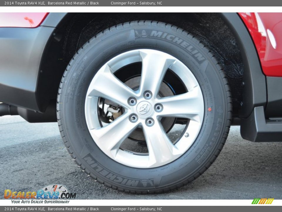 2014 Toyota RAV4 XLE Wheel Photo #9