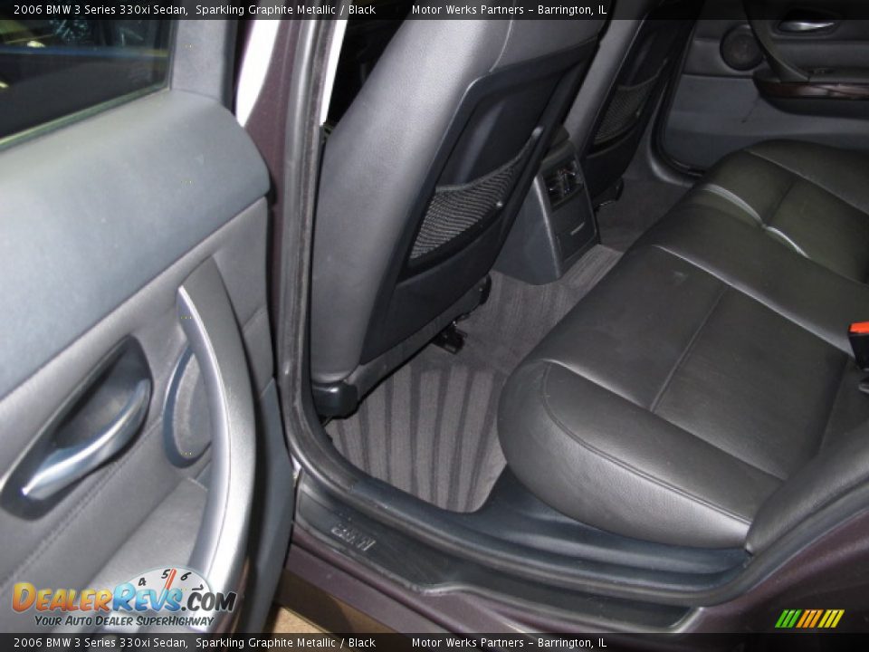 2006 BMW 3 Series 330xi Sedan Sparkling Graphite Metallic / Black Photo #13