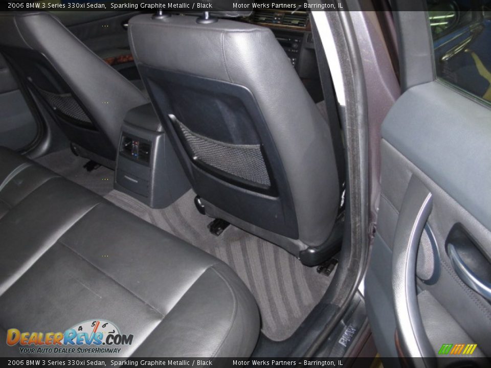 2006 BMW 3 Series 330xi Sedan Sparkling Graphite Metallic / Black Photo #15