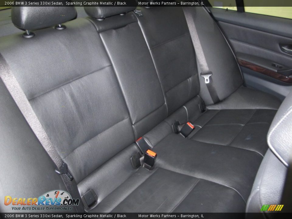 2006 BMW 3 Series 330xi Sedan Sparkling Graphite Metallic / Black Photo #16