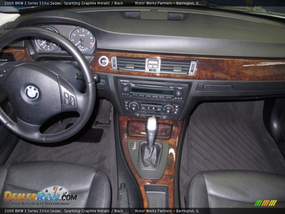 2006 BMW 3 Series 330xi Sedan Sparkling Graphite Metallic / Black Photo #20