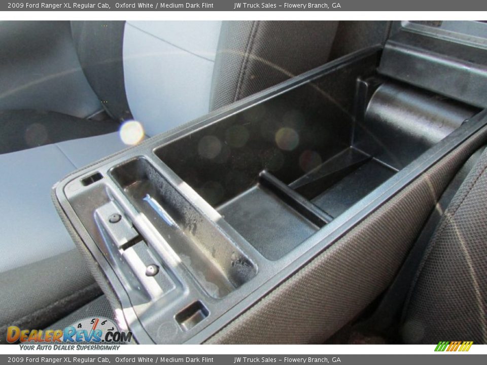 2009 Ford Ranger XL Regular Cab Oxford White / Medium Dark Flint Photo #29