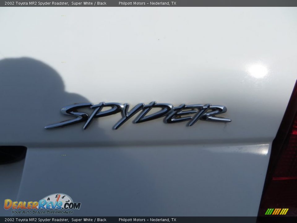 2002 Toyota MR2 Spyder Roadster Super White / Black Photo #17