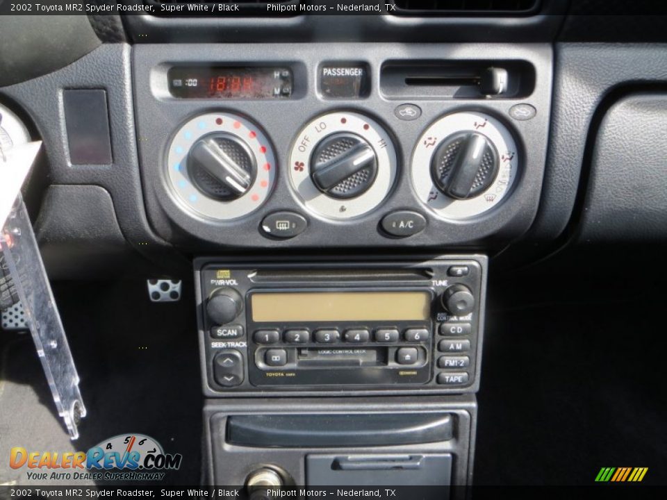 2002 Toyota MR2 Spyder Roadster Super White / Black Photo #28