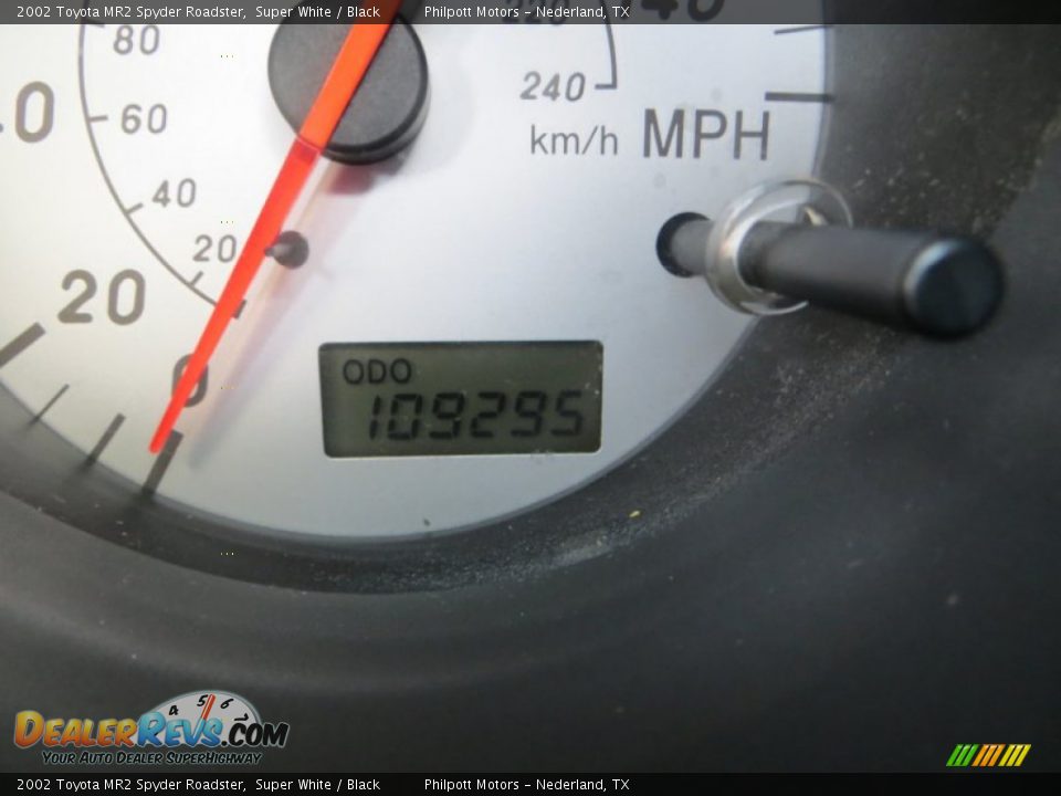 2002 Toyota MR2 Spyder Roadster Super White / Black Photo #31