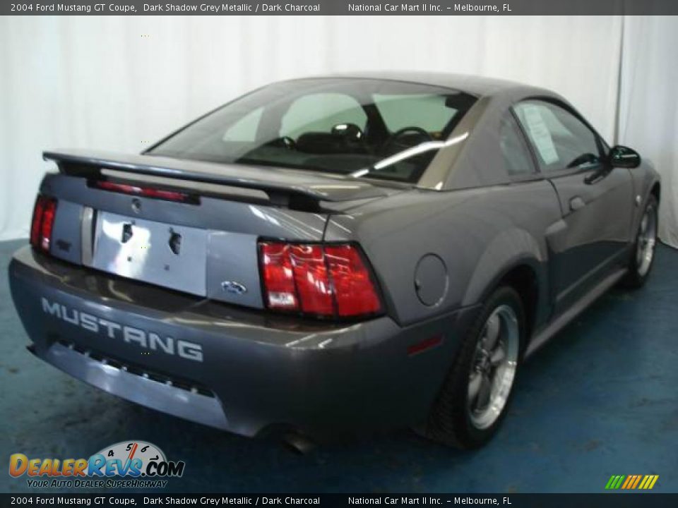 2004 Ford Mustang GT Coupe Dark Shadow Grey Metallic / Dark Charcoal Photo #32