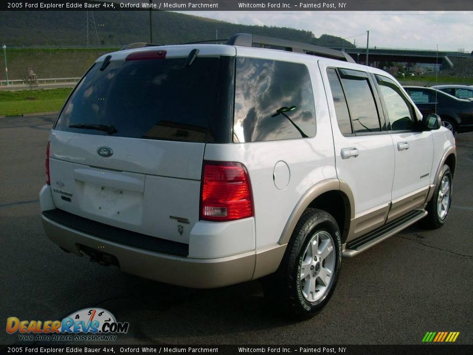 2005 Ford Explorer Eddie Bauer 4x4 Oxford White / Medium Parchment Photo #7
