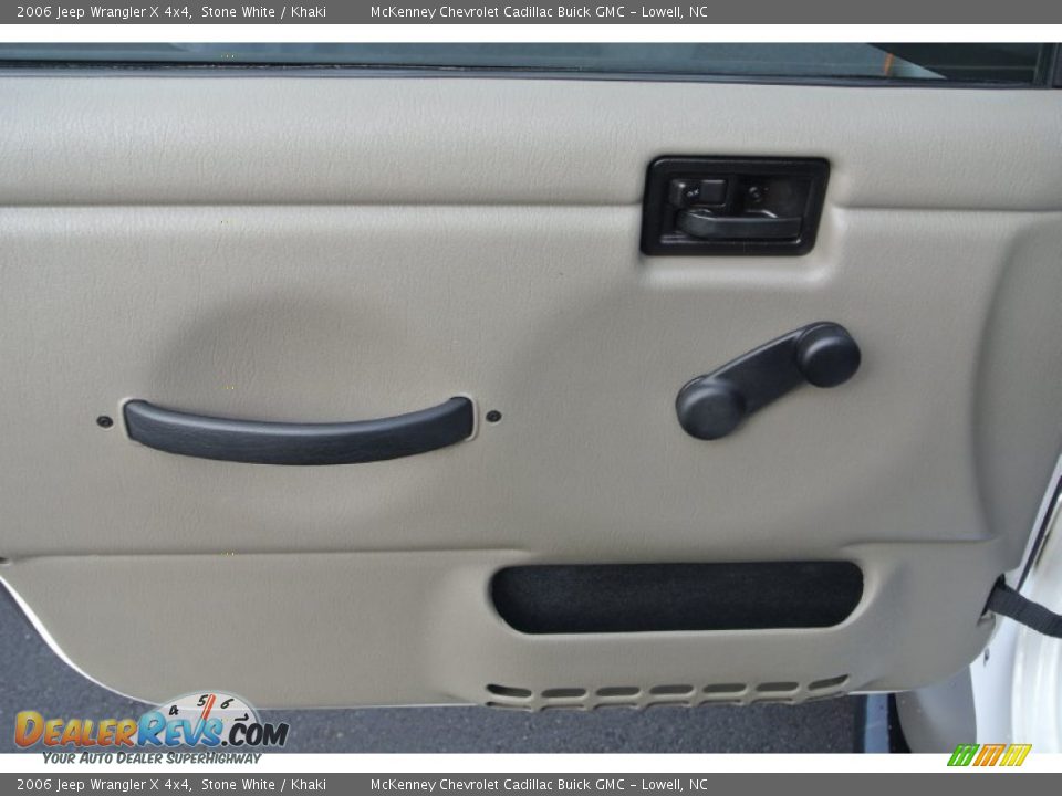 2006 Jeep Wrangler X 4x4 Stone White / Khaki Photo #10