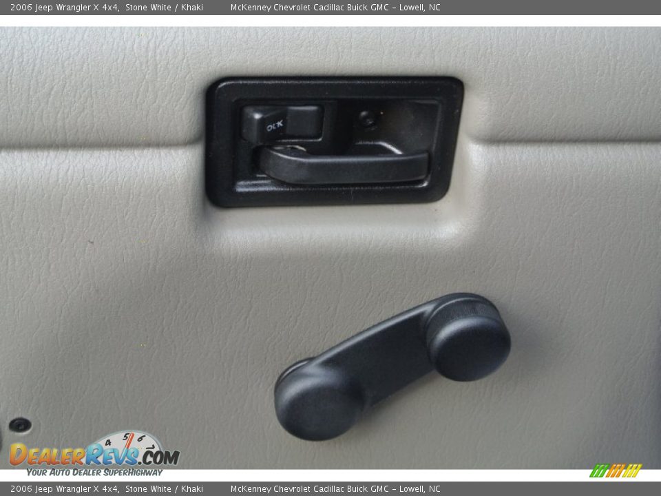 2006 Jeep Wrangler X 4x4 Stone White / Khaki Photo #11